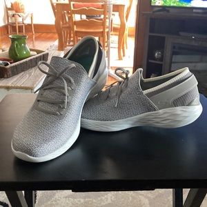 Skechers You performance walk size 9 womans